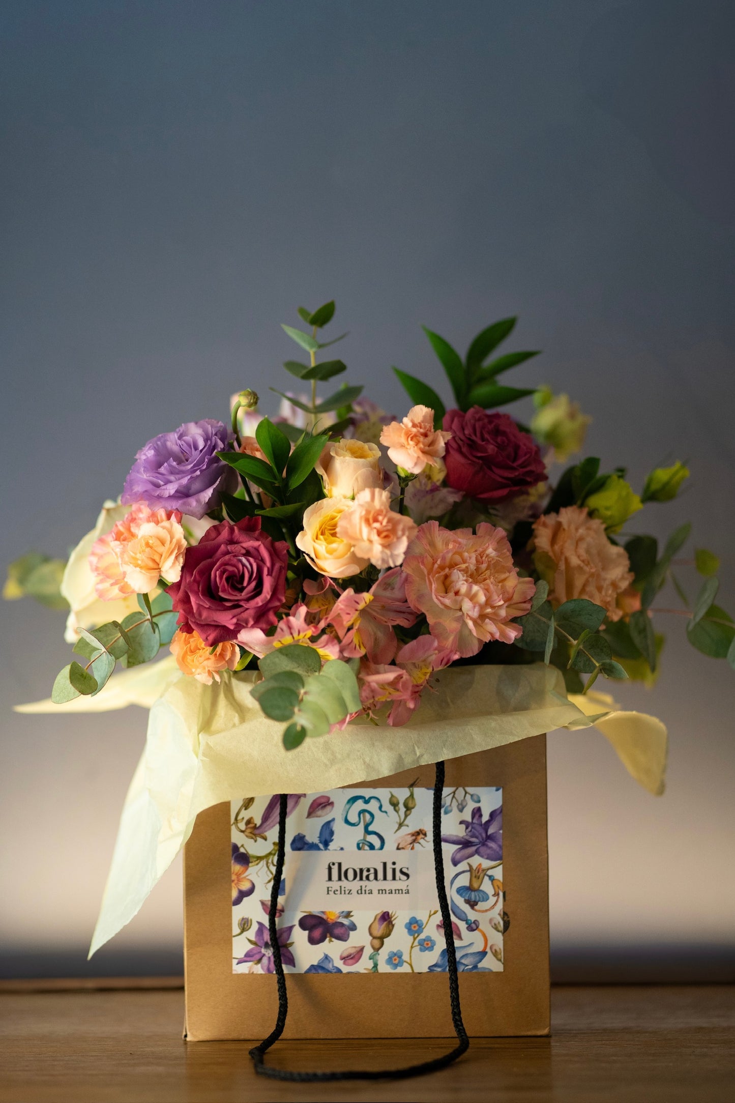 Sac de fleurs M Bonne Fête Maman